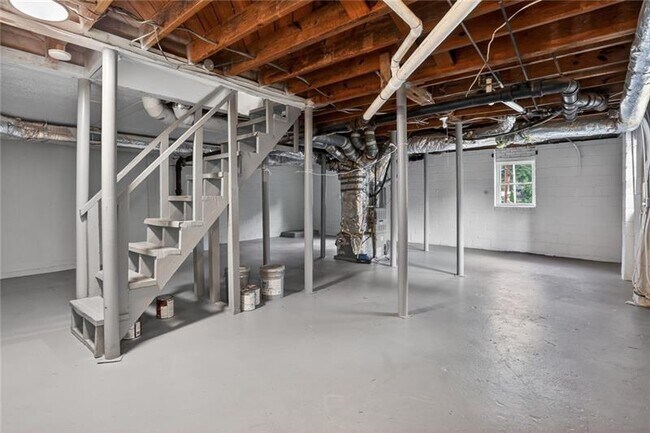 Building Photo - 3081 Glendale Ct