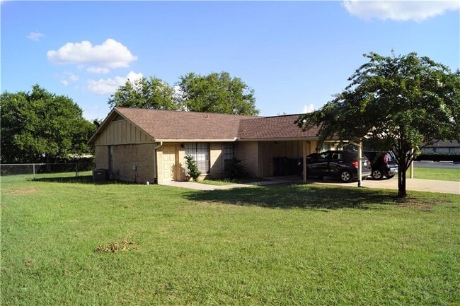 Building Photo - 101 Stubblefield Dr