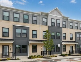 Building Photo - 103 Vaughn Dr