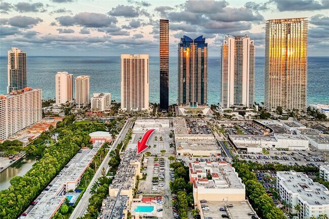 Building Photo - 200 172nd St