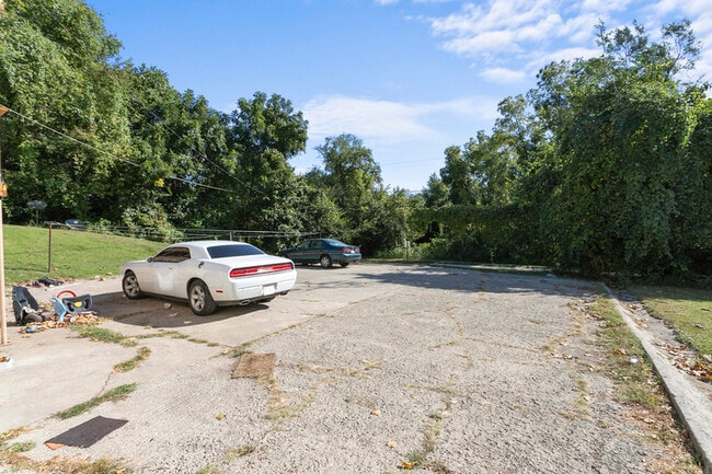 Building Photo - 4827.5 NW Homestead Terrace