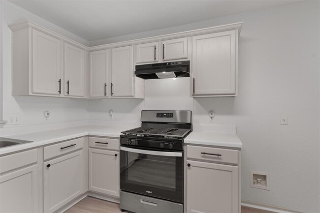Building Photo - 16225 Hamilton Point Cir