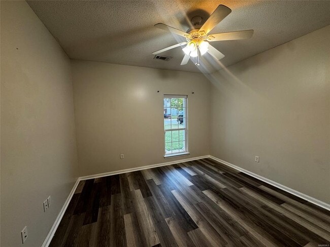 Building Photo - 185 Pine Meadows Cir