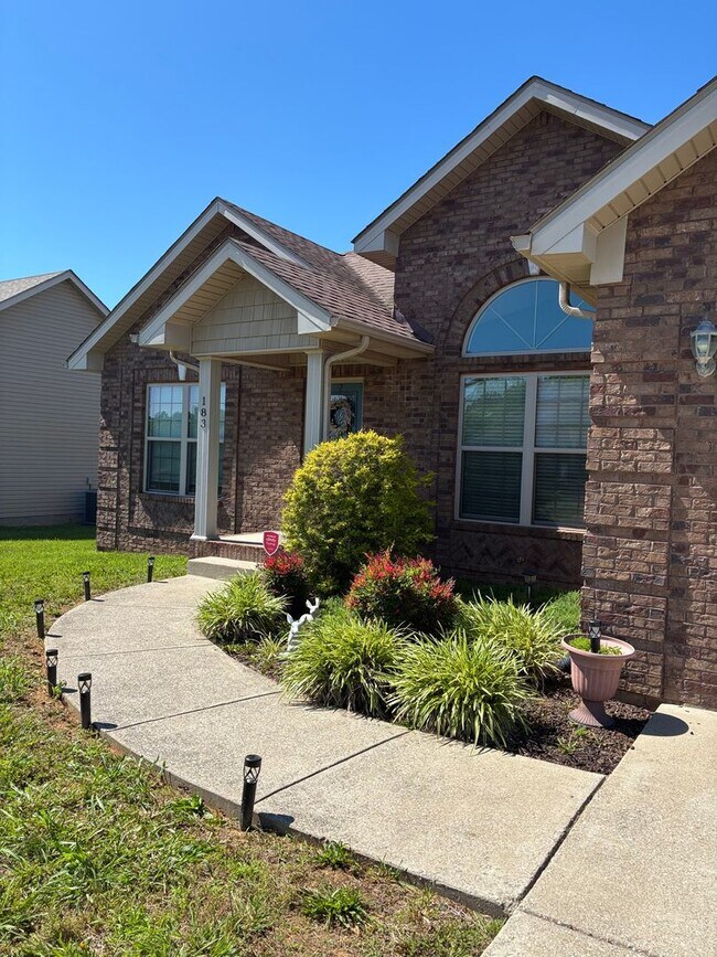 Building Photo - LOCATION LOCATION Location!  Off Joe Prather Hwy 313!
