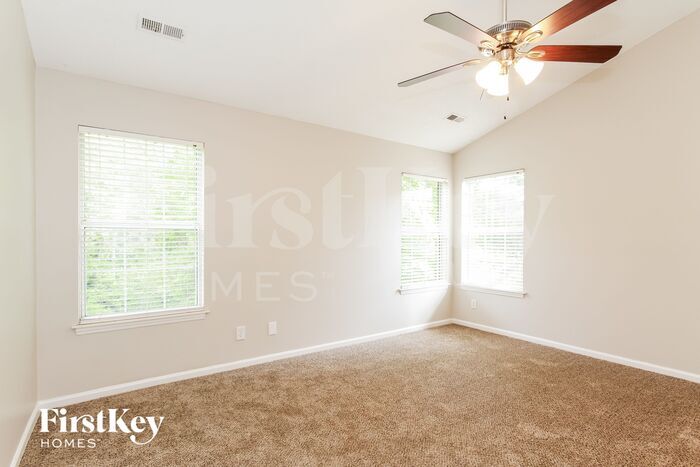 Building Photo - 6928 Neuhoff Ln