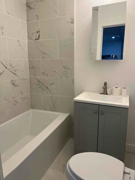 Building Photo - 21 Winthrop St