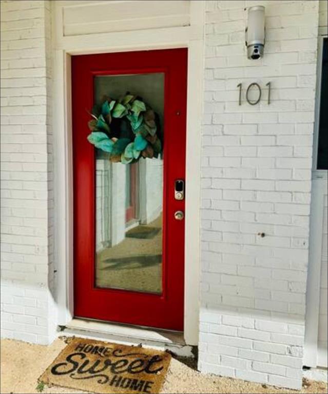 Building Photo - 1313 E 52nd St