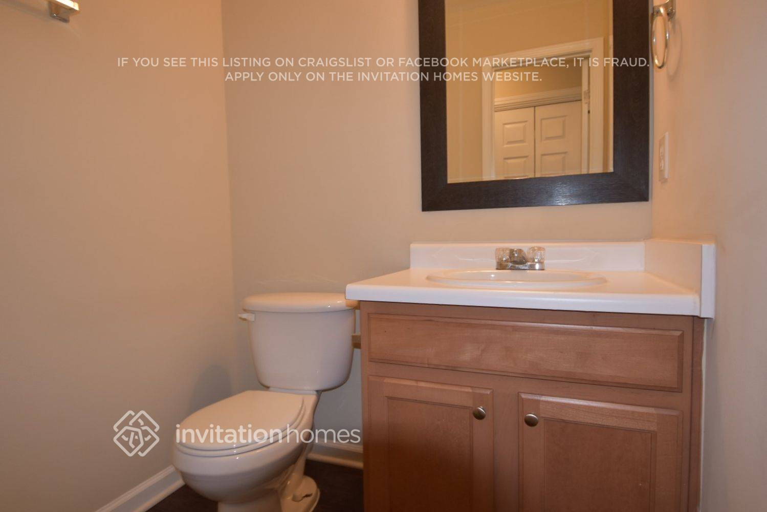 Building Photo - 3940 Laurel Glen Dr