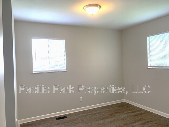 Building Photo - 1753 Horizon Ln