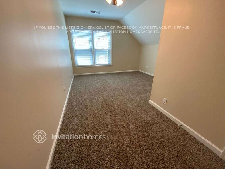 Building Photo - 17315 Shadow Bark Dr