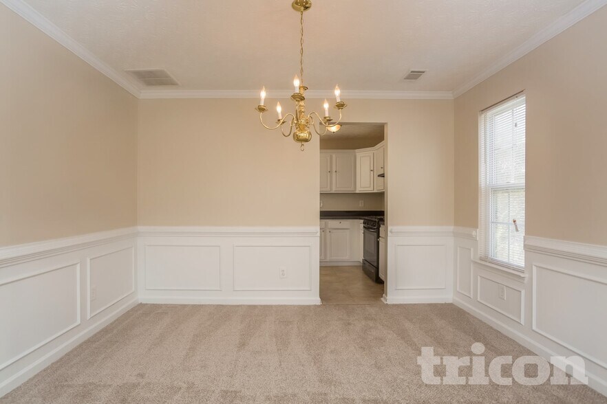 Building Photo - 120 Dairyland Dr