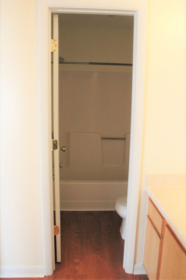 Building Photo - Newton Place