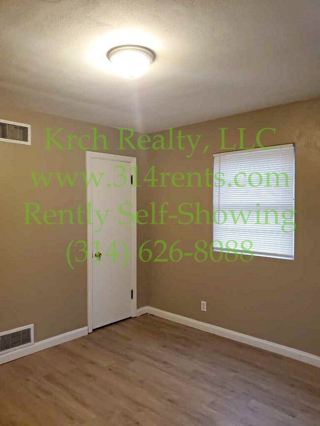 Building Photo - 717 Beardsley Ct