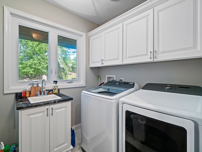 Building Photo - 117 Partridge Ln