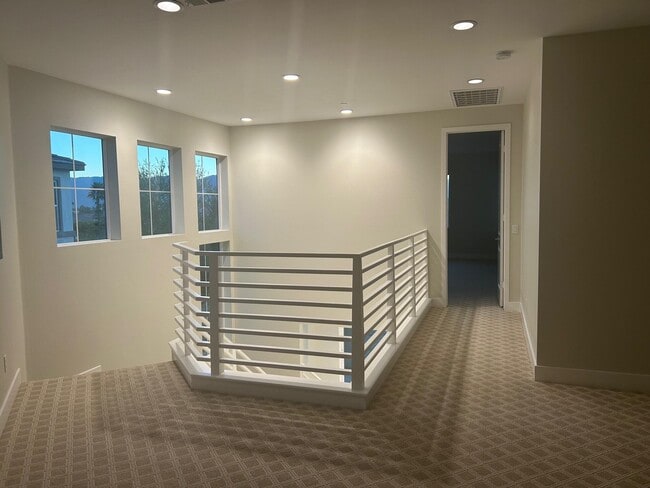 Building Photo - 43275 Passagio Lago Way