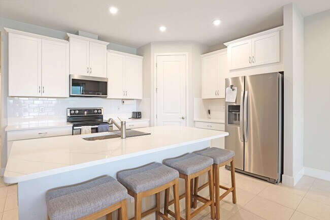 Building Photo - 4 Bed 3 Bath Gem In The Sunstone Community In Wellen Park!!!