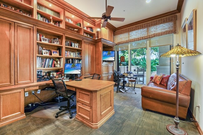 Building Photo - 13611 Deering Bay Dr