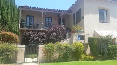 Building Photo - Doheny