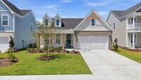 Building Photo - 3084 Claredon St
