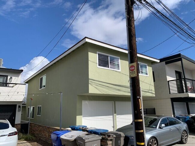 Building Photo - WONDERFULLY LOCATED DWNSTRS 1BD 1BA STUDIO IN OLD TOWN SEAL BEACH!