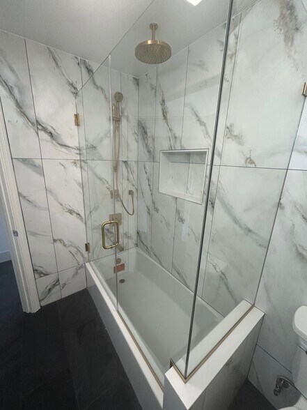 Building Photo - 3705 Sunset Ln