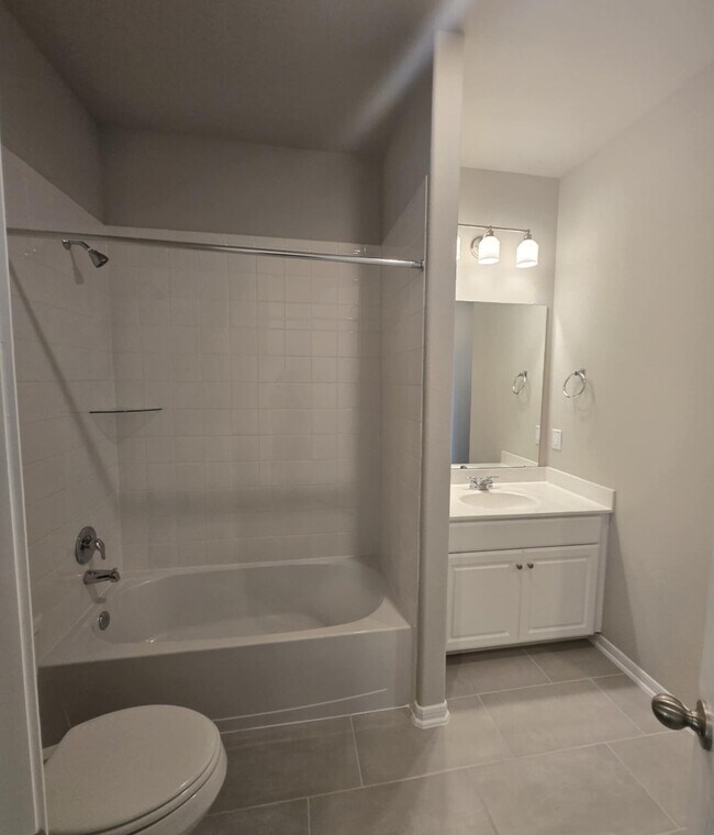 Building Photo - 27502 Clear Breeze Dr
