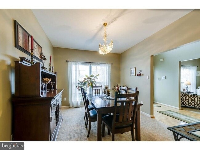 Building Photo - 9 Buttonwood Dr