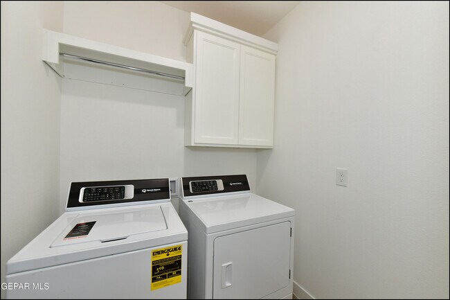 Building Photo - 7913 Mitzie Ram Pl