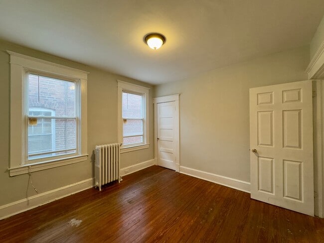 Building Photo - Apartment in West Baltimore, MD!