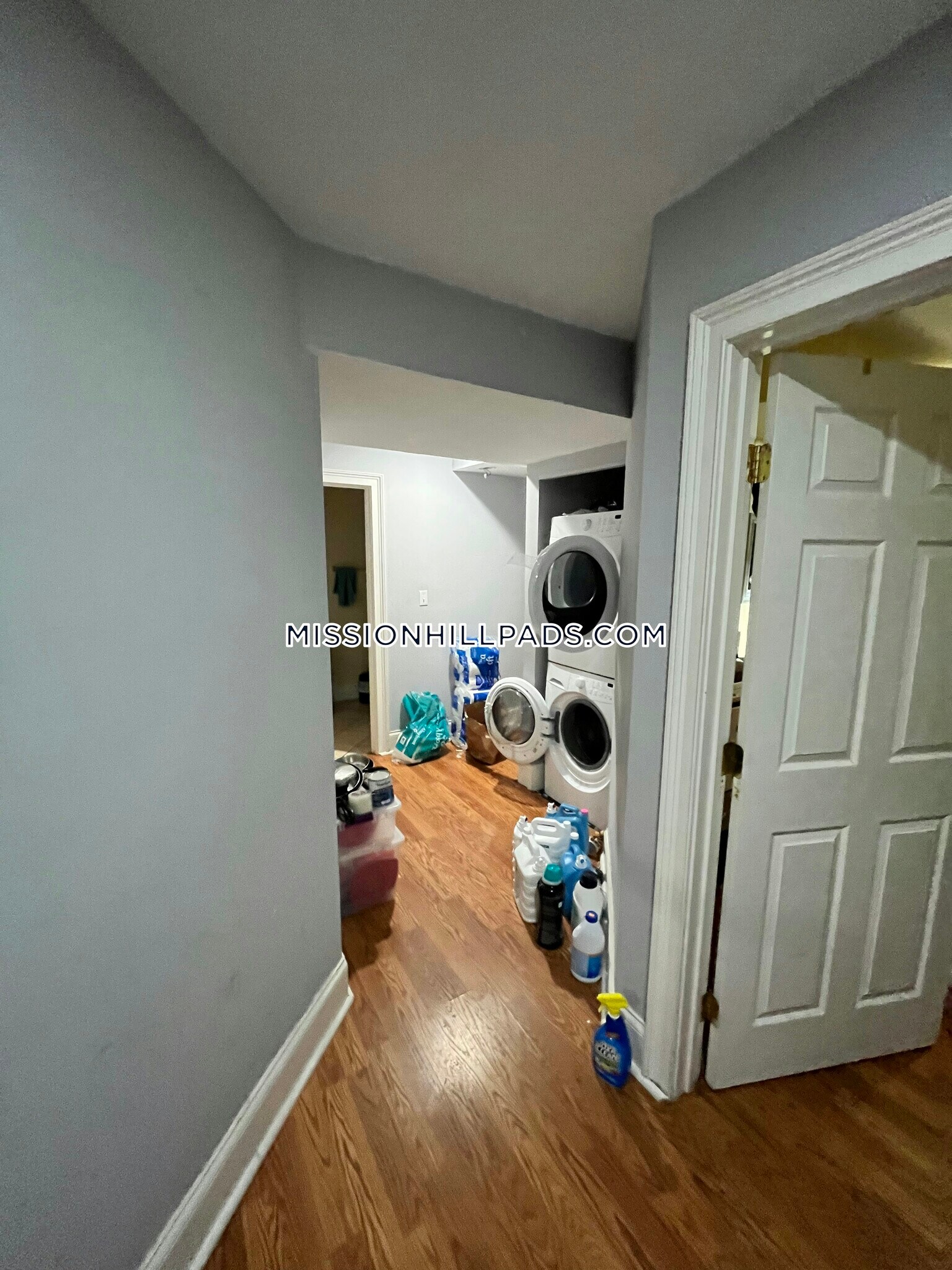 Building Photo - 731 Parker St