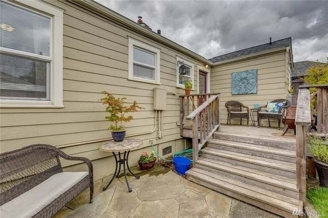 Deck and mud room door - 2208 J Street