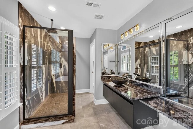 Building Photo - 4811 Old Course Dr