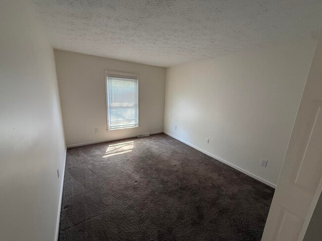 Building Photo - 909 Gregory Way