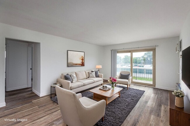 Building Photo - Residence at 249