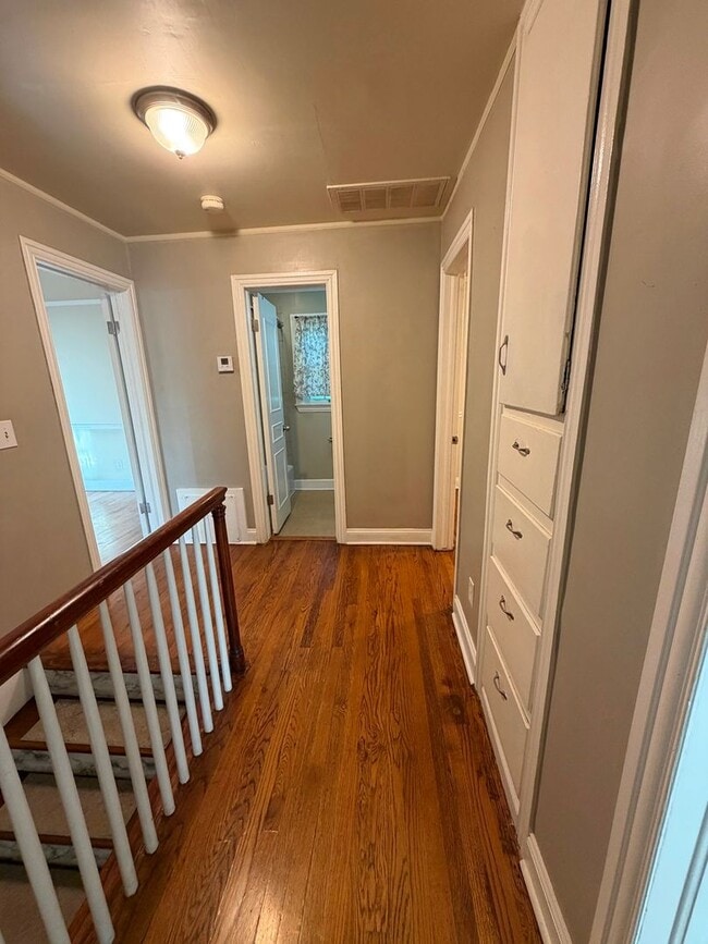 Building Photo - Renovated 2 Story, Large Lot, 3 Bedrooms and 2 1/2 bathrooms