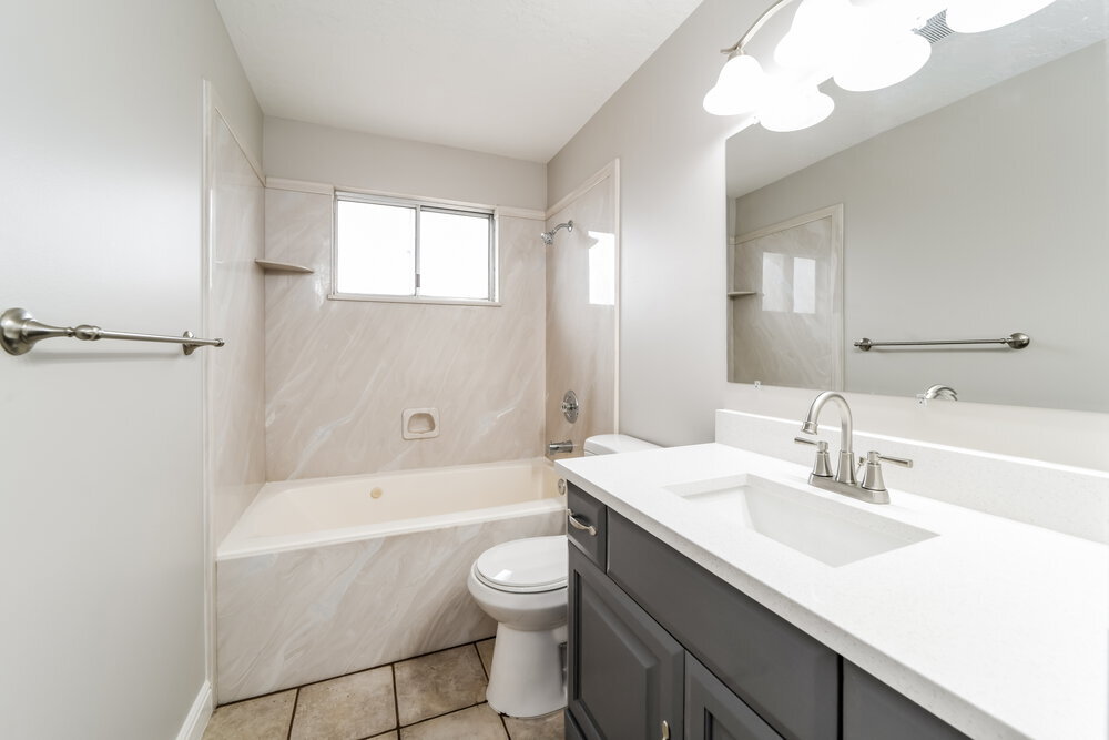 Building Photo - 10318 Leilani Dr