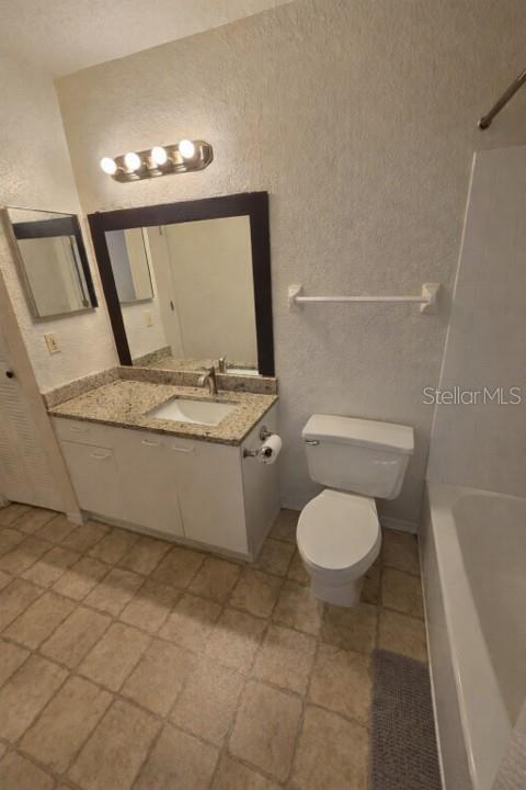 Building Photo - 1622 Columbia Arms Cir