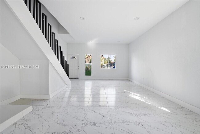 Building Photo - 1126 NW 28th St