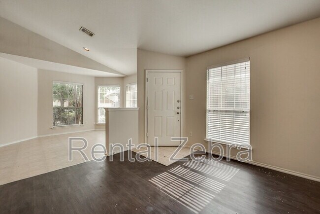 Building Photo - 1256 Kielder Cir