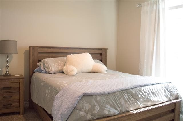 Building Photo - 252 Drumcliffe Dr