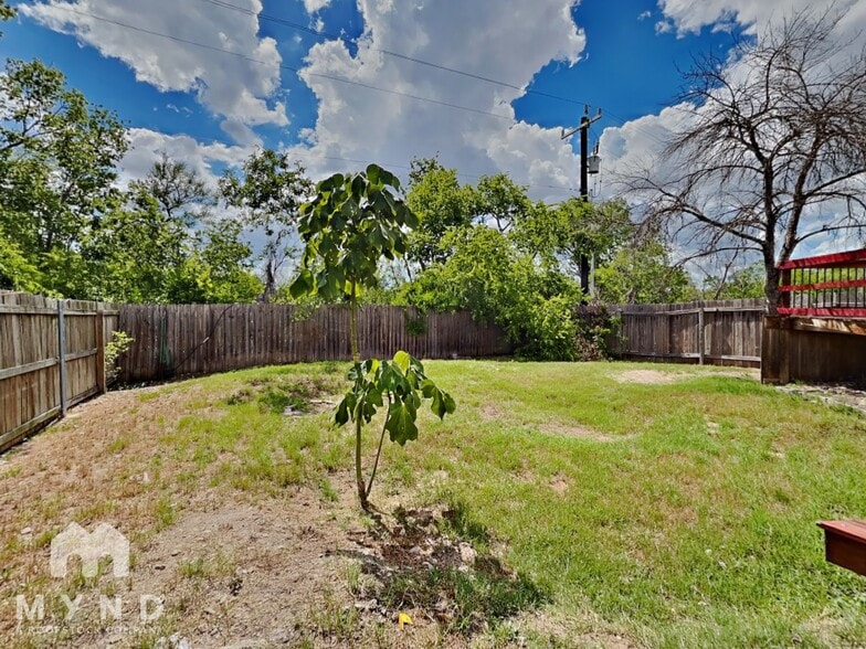 Building Photo - 3511 Candlehead Ln