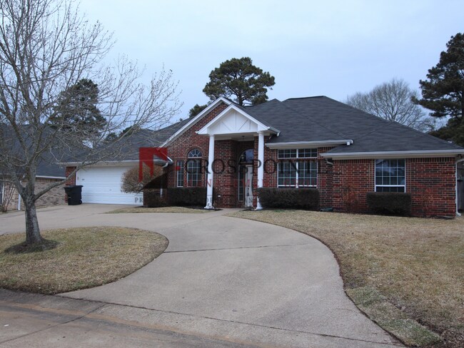 Building Photo - 2092 Rana Pk