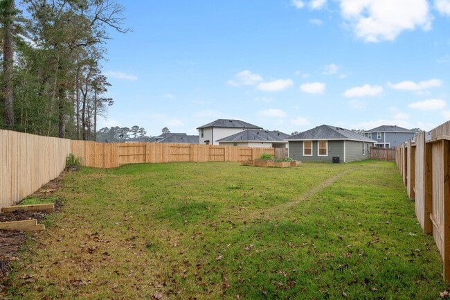 Building Photo - 12070 William Trails Cir