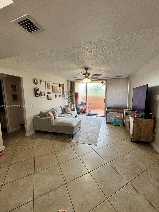 Primary Photo - 10425 SW 112th Ave