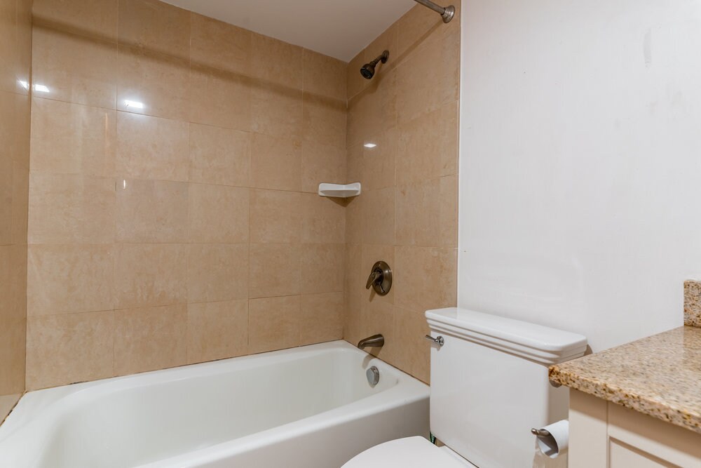 Building Photo - 1609 Tremont St