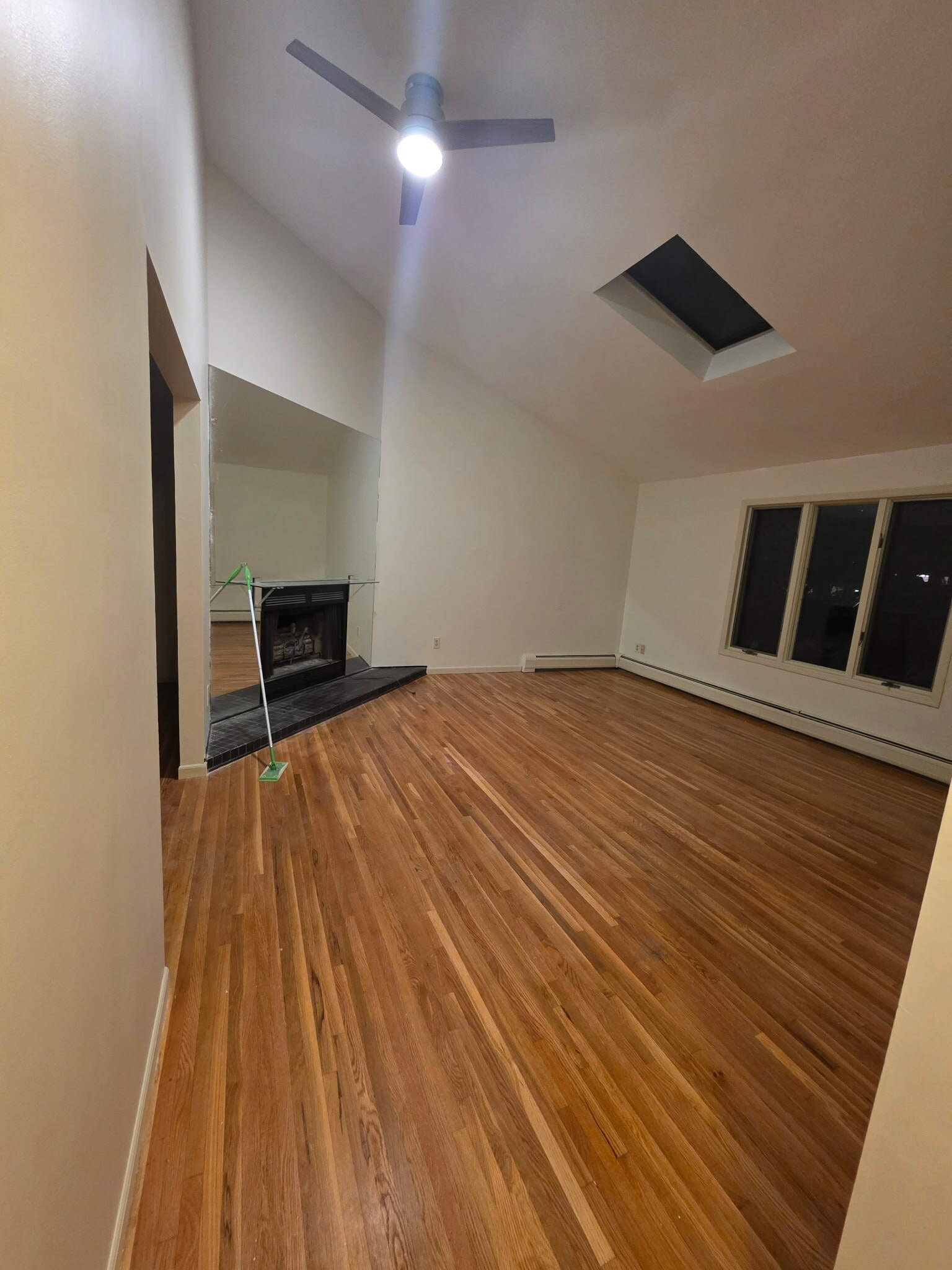 Building Photo - 25 Elm Ave