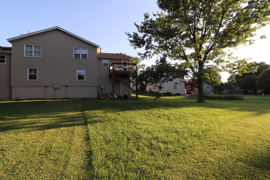 Building Photo - 13847 S Alden Ct