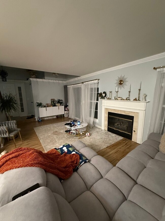 Building Photo - 1063 Stillwater Rd