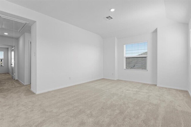 Building Photo - 105 Allegro Dr