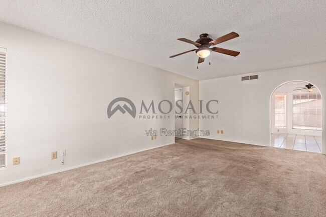 Building Photo - 3841 W Bluefield Ave